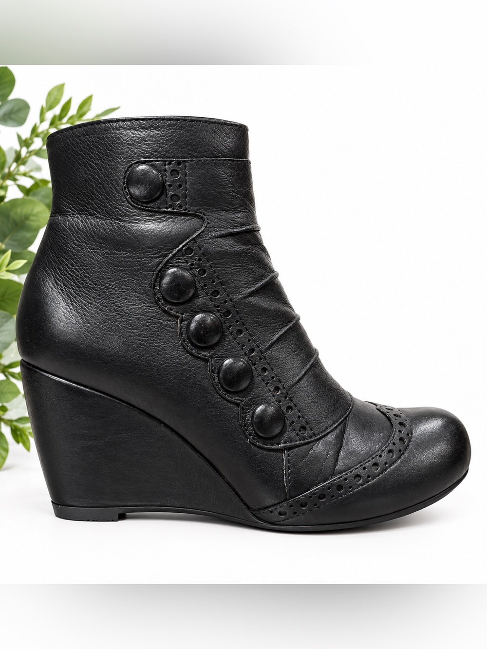 Miz Mooz Delphi Leather Ankle Boots — Size 6